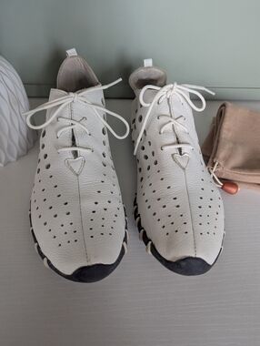 Women’s White Perforated Leather Lace-Up Flats